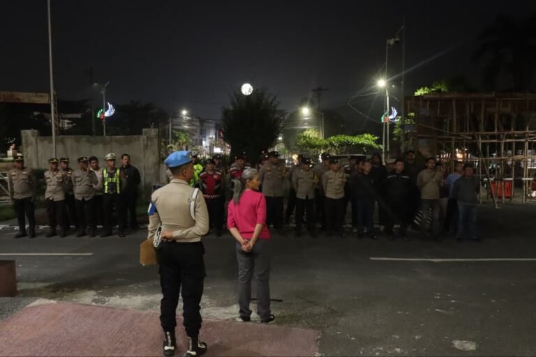 Kapolres Pematang Siantar Pimpin Apel KRYD Menciptakan Situasi Kamtibmas Yang Aman Dan Kondusif