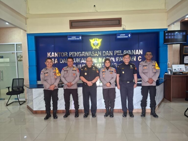 Menjalin Silahturahmi, Kapolsek Siantar Utara Kunker ke Kantor Bea Cukai Dan KPKNL