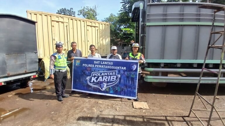 Sat Lantas Polres Pematang Siantar Sosialisasi Polantas Karib Kepada Komunitas Angkutan Barang
