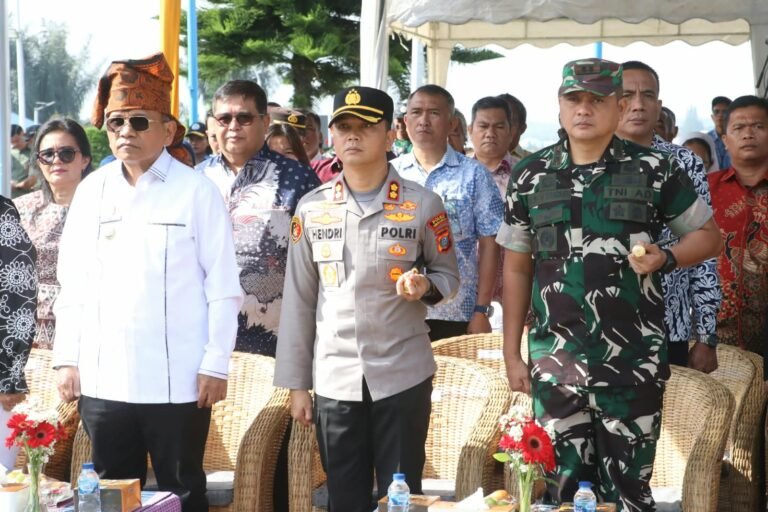Wujud Polri Humanis, Kapolres Simalungun Hadiri Penutupan Diklat Menta Fisik Dan Disiplin 335 Siswa SMA Plus Efarina