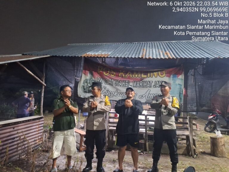 Bhabinkamtibmas Polsek Siantar Marihat SALING di Pos Kamling Gang PD