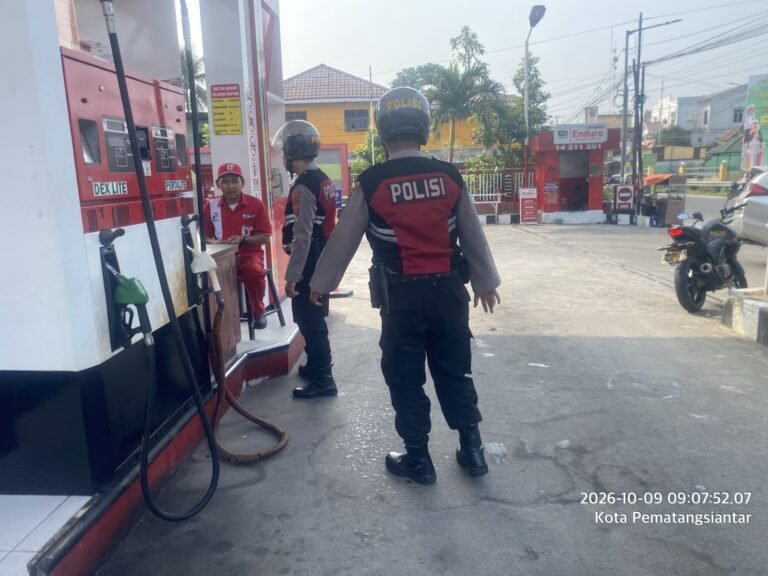 Sat Samapta Polres Pematang Siantar Patroli Dan Monitoring Pengisian BBM di SPBU