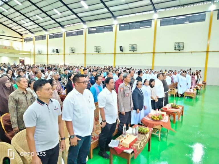 Polres Pematang Siantar Hadiri Pemberkatan Dan Peresmian Aula SMP Swasta RK Bintang Timur
