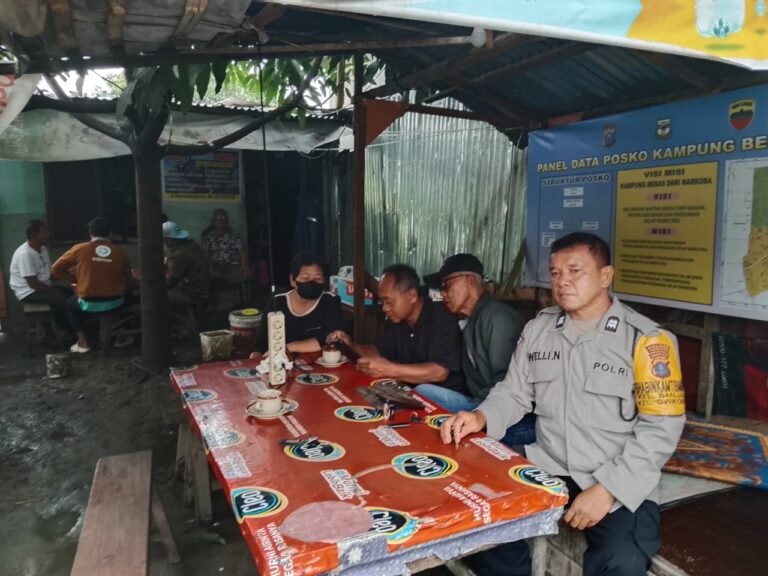 Polsek Siantar Barat Gelar Patroli Kampung Bebas Narkoba, Ajak Warga Bersama Perangi Peredaran Narkotika