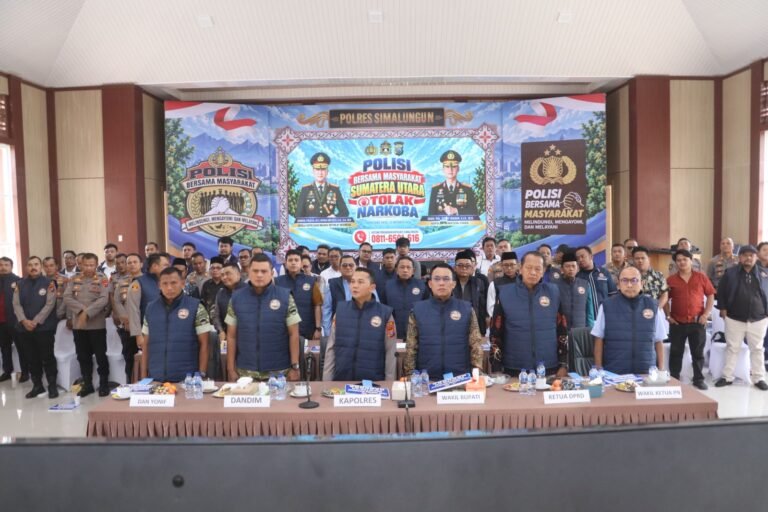 Polres Simalungun Gelar Deklarasi Polisi Bersama Masyarakat Menolak Narkoba, Libatkan Unsur Pemerintah Tokoh Agama Hingga Mahasiswa