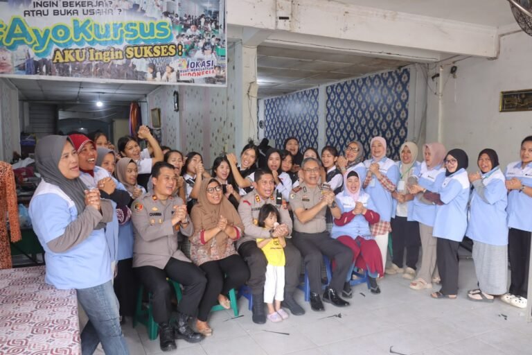 Dukung Program Poliran, Kapolres Pematang Siantar Kunjungi LPK Mahkota