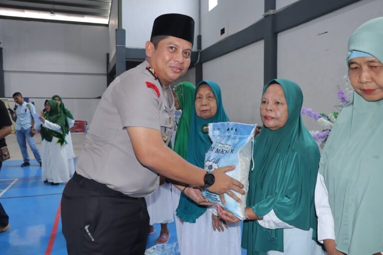 Kapolres Pematang Siantar Hadiri Milad Ke IV Majelis Taqlim Silaturahim Siantar Timur